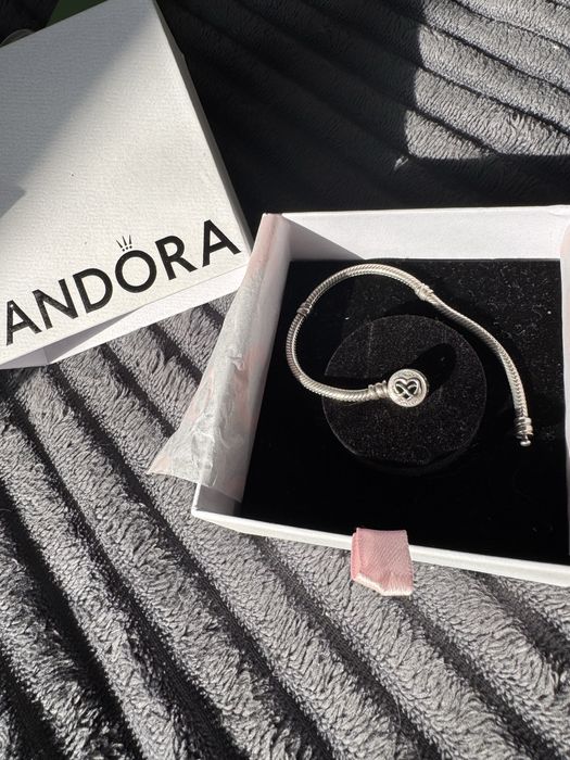 Браслет Pandora