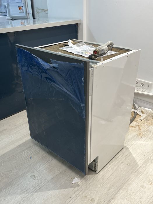 Masina De Splat Vase Este Noua nefolosita