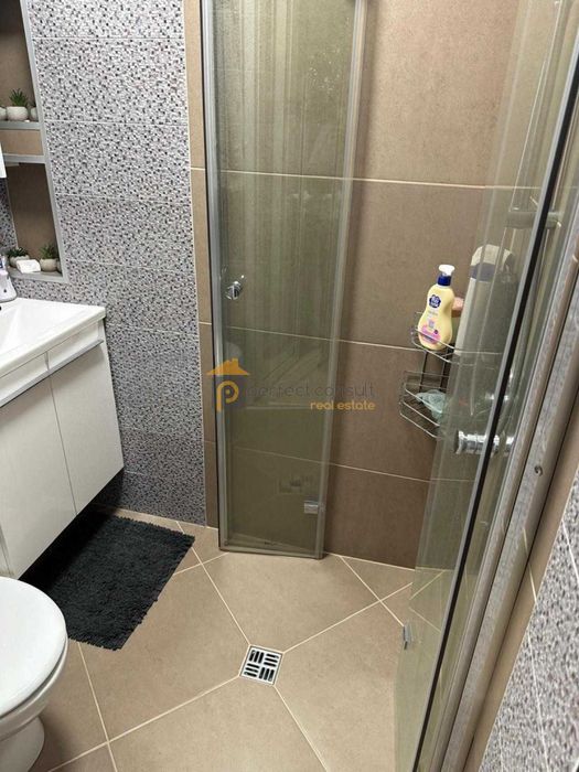 Продава се Четиристаен апартамент в Пловдив, Кючук Париж - 130 кв.м за 1585 €/кв.м - Снимка #8