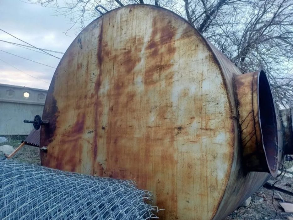 Продаётся цистерна для септика.