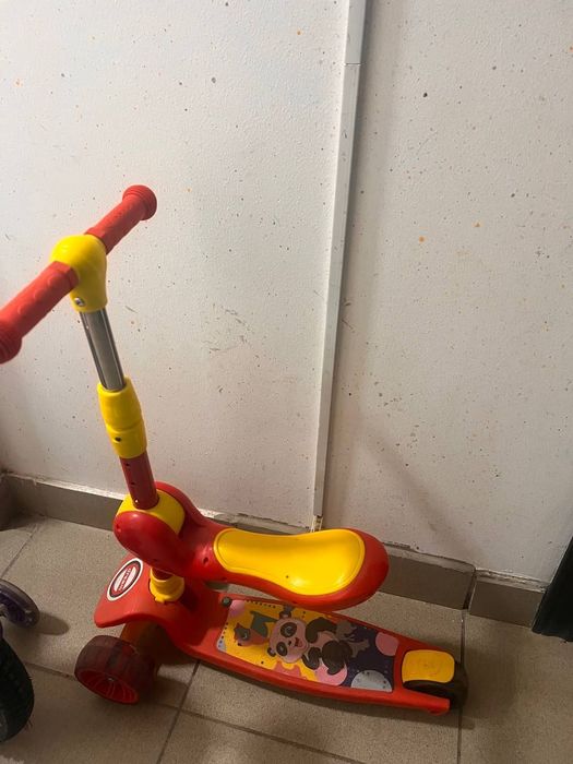 Продам самокат с сидушкой