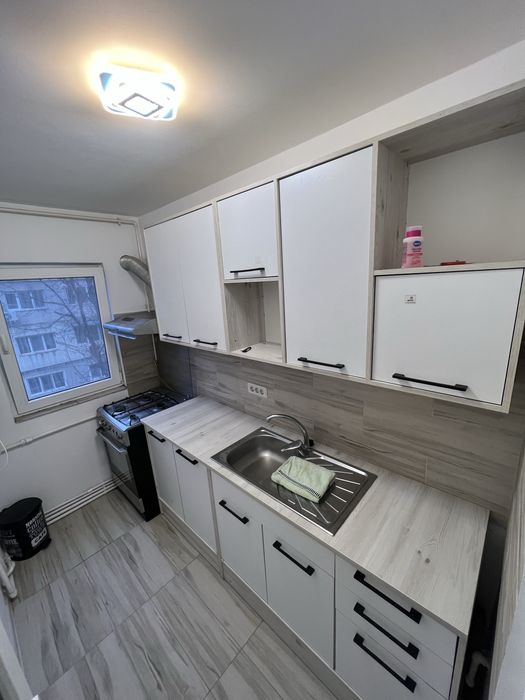 Inchiriez Apartament 2 camere !!!