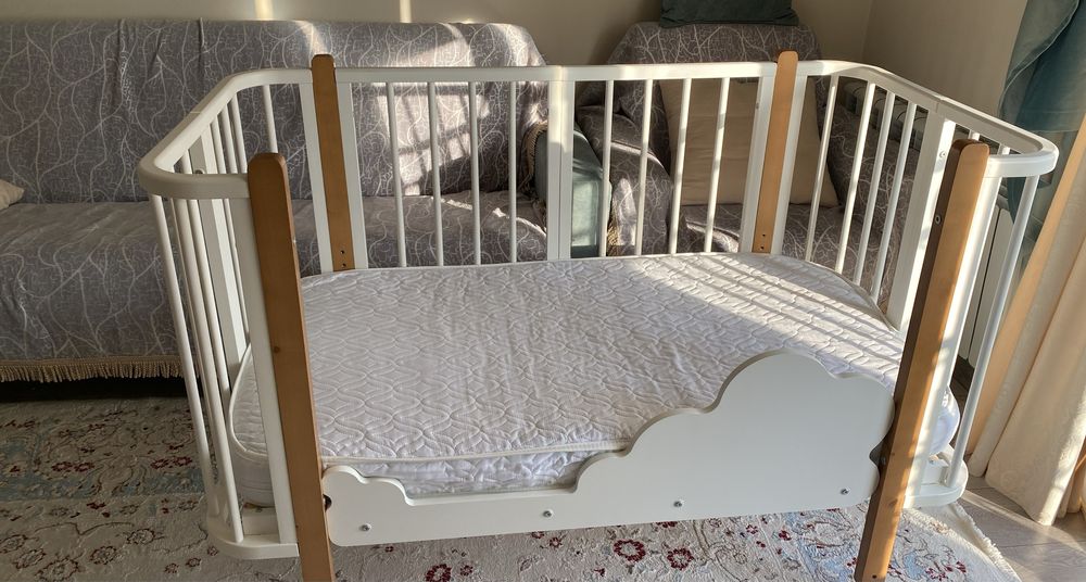 Продам детскую кровать трансформер