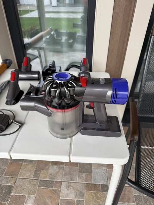 Accesorii aspirator dayson V8 absolute