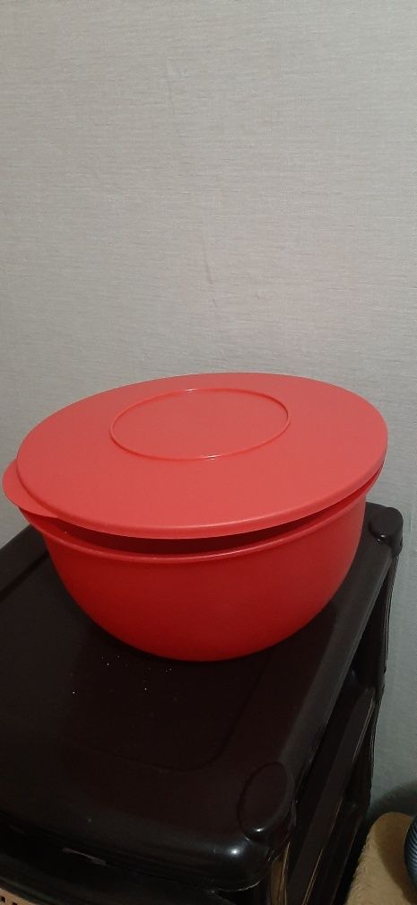 Продам  посуду  Tupperware