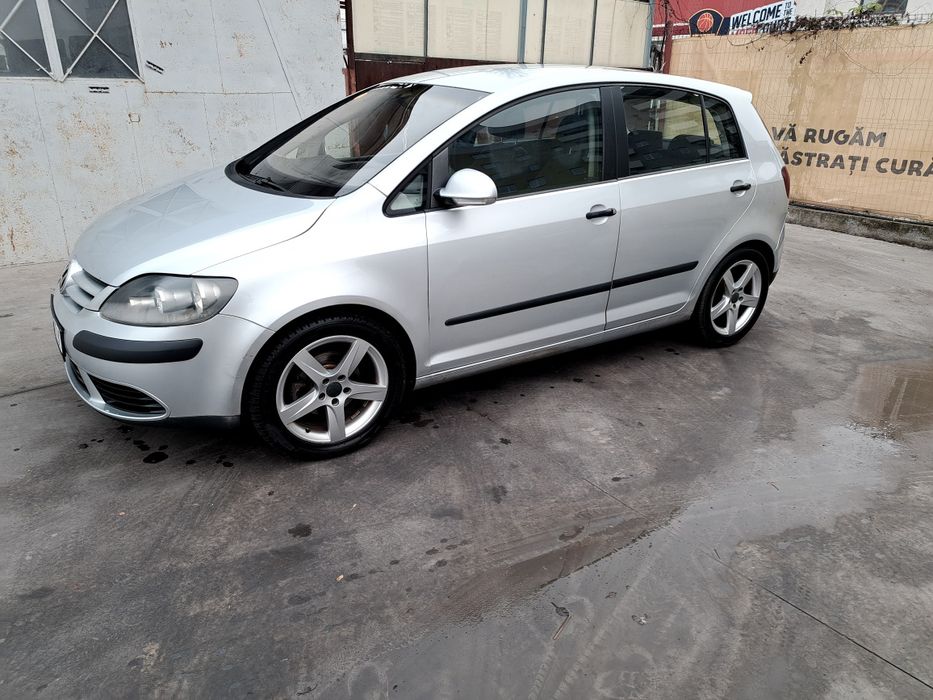 Golf 5plus 1.9 tdi an 2006 in stare foarte bună