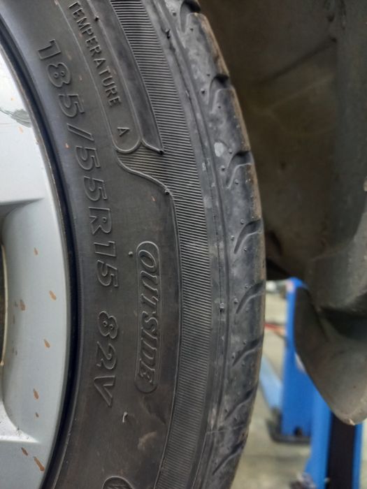 Продам шины резину лето 185 55 я15 лето