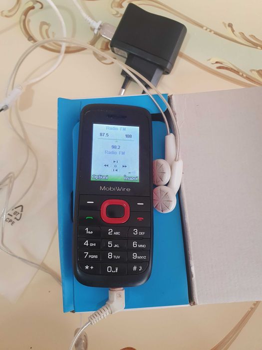 Telefon cu Butone nou liber la orce rețea