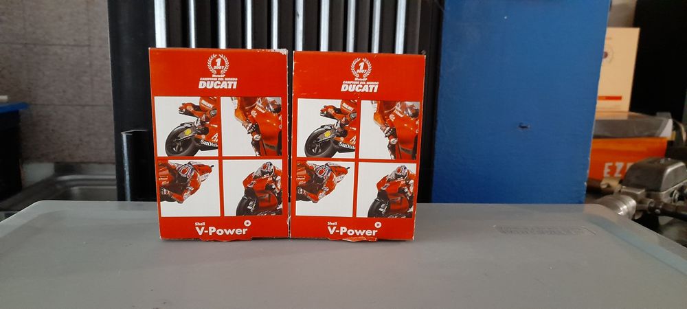 Колекционерски чаши.Уникален подарък за малки големи и рокери.