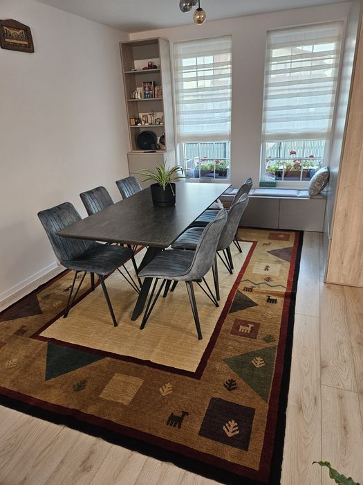 Covor persan din lână de Orăștie, model deosebit modern.