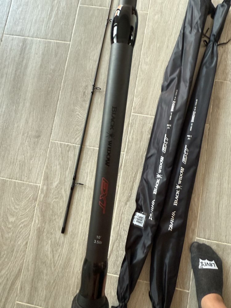 Set 3 lansete Noi cu eticheta Daiwa
