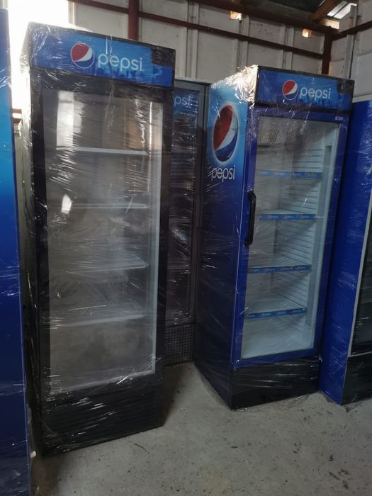 Vitrina frigorifica verticala 208x 67 tip racitor