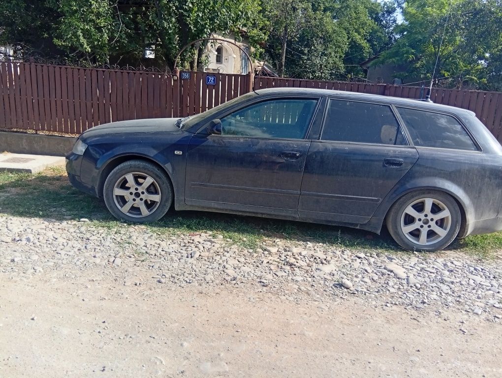 Vând/dezmembrez Audio A4 b6 Se vinde fără acte
