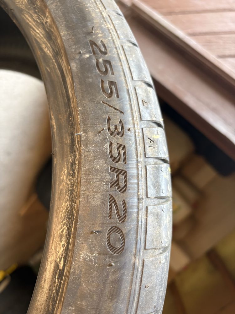 Hankook Ventus 255/35 R20