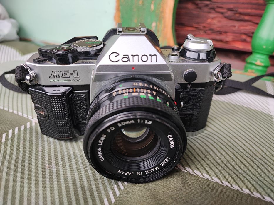 Aparat foto Canon AE-1 Program + obiectiv Canon 50 mm