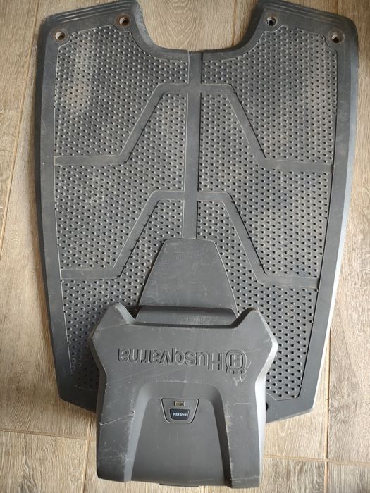 Husqvarna statie de incarcare