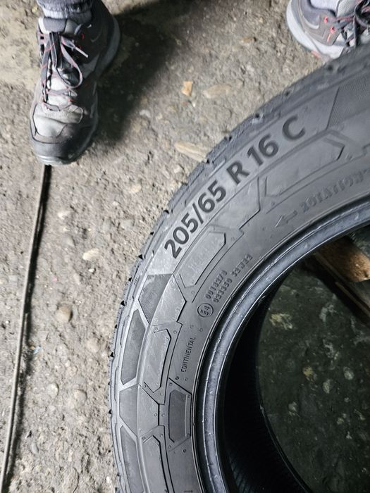 2 anvelope iarna 205 65 16C Continental 2019