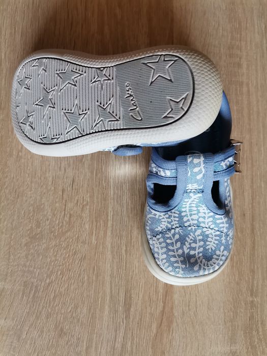 Детски дрешки и пантофи за момиче 86см