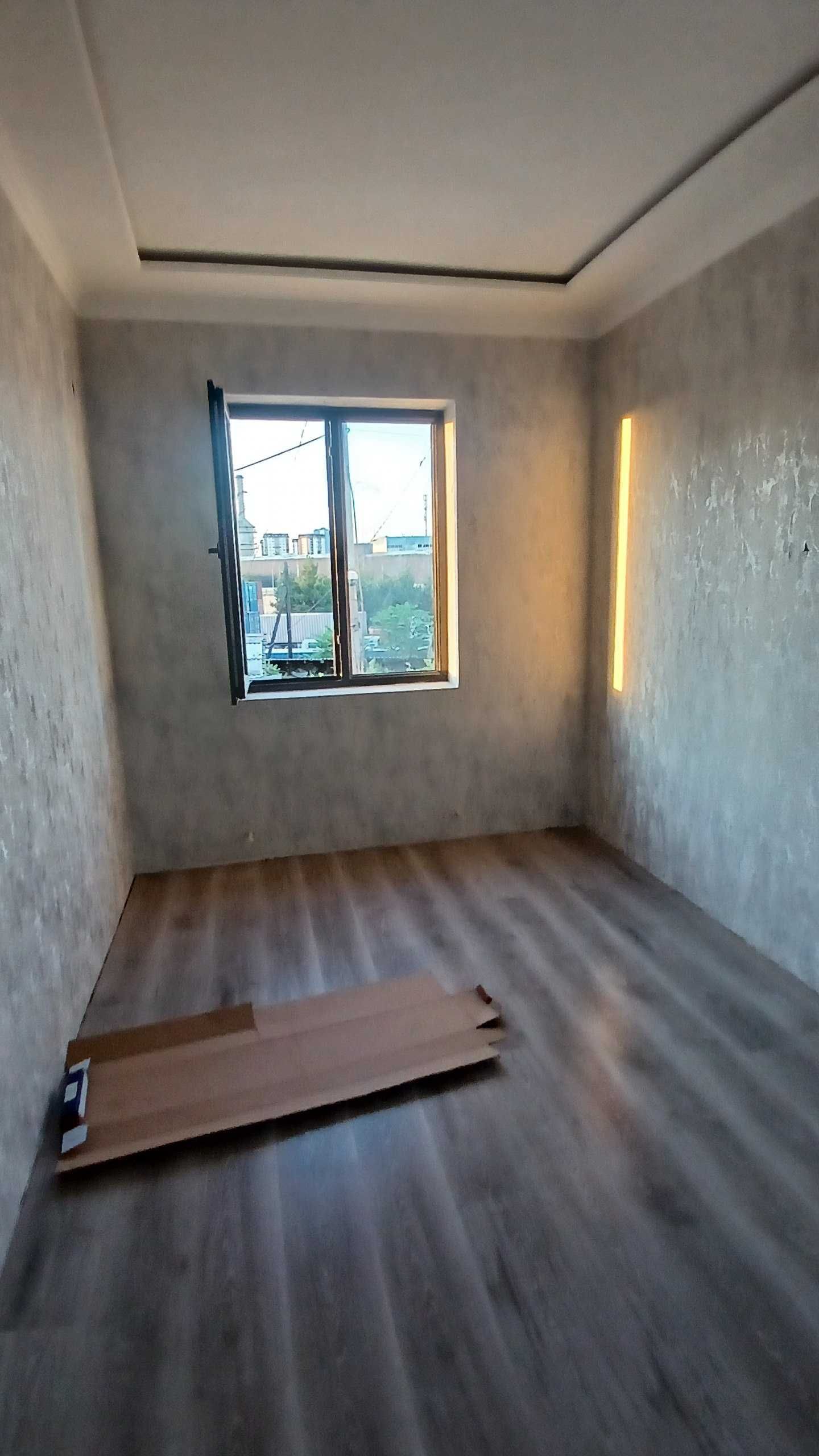 Евро учаскаларимиз сотувда метро дустлик 79000