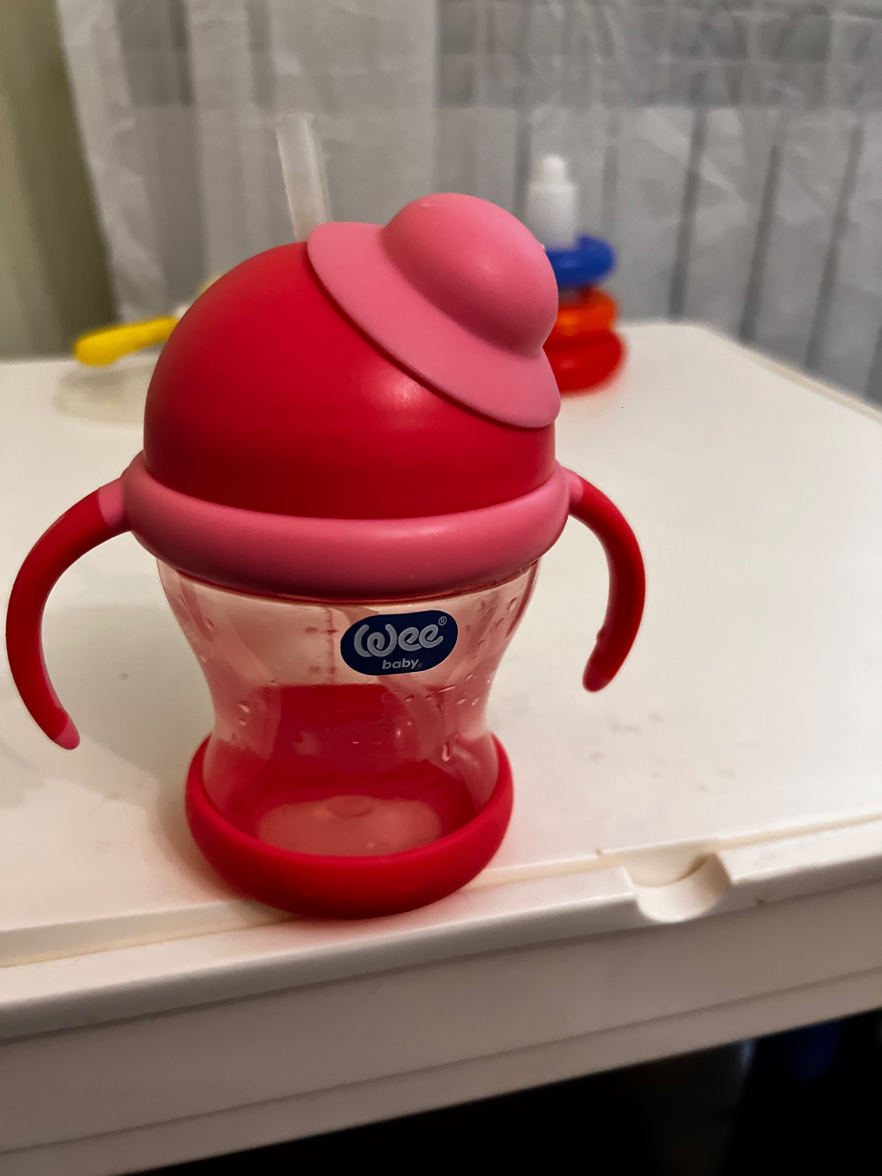 Поильник для детишек с 18 месяцев WeeBaby германия