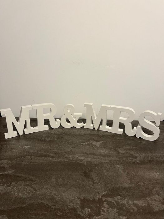 Ornamente nunta MR & MRS lemn