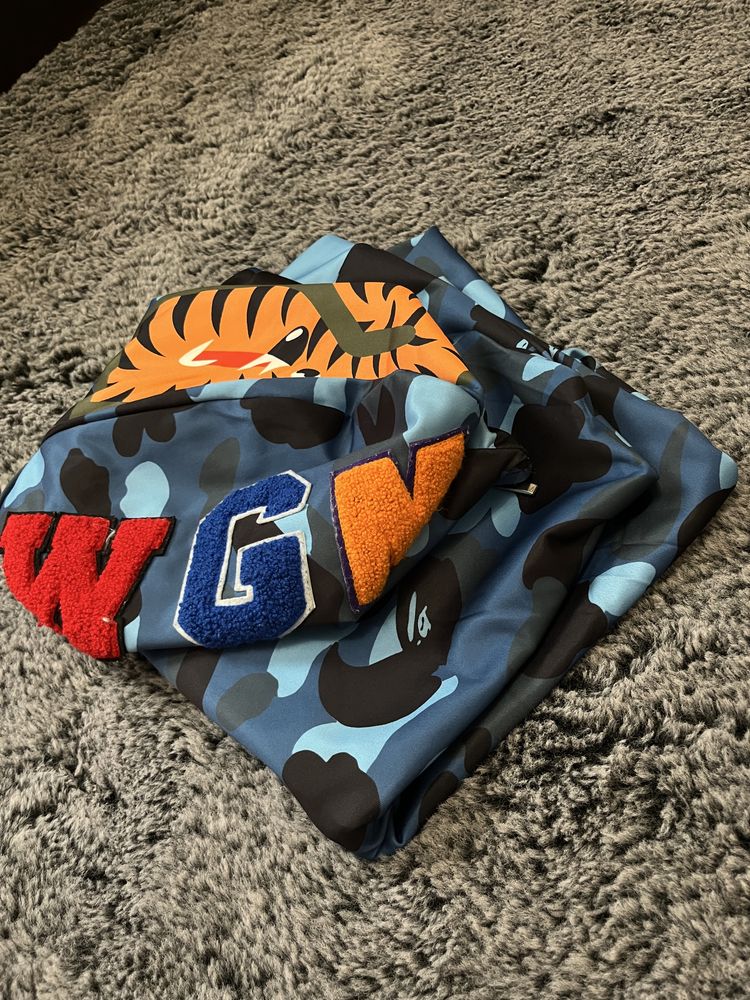 Bape горнище без следи от употреба