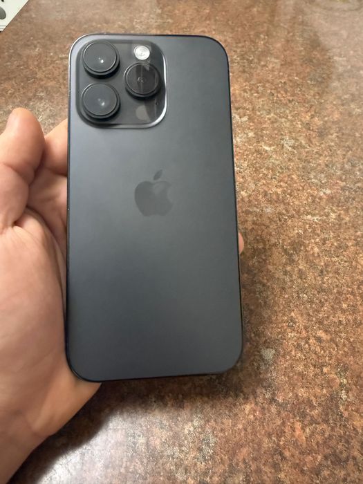 IPhone 14 Pro в идеальном состоянии