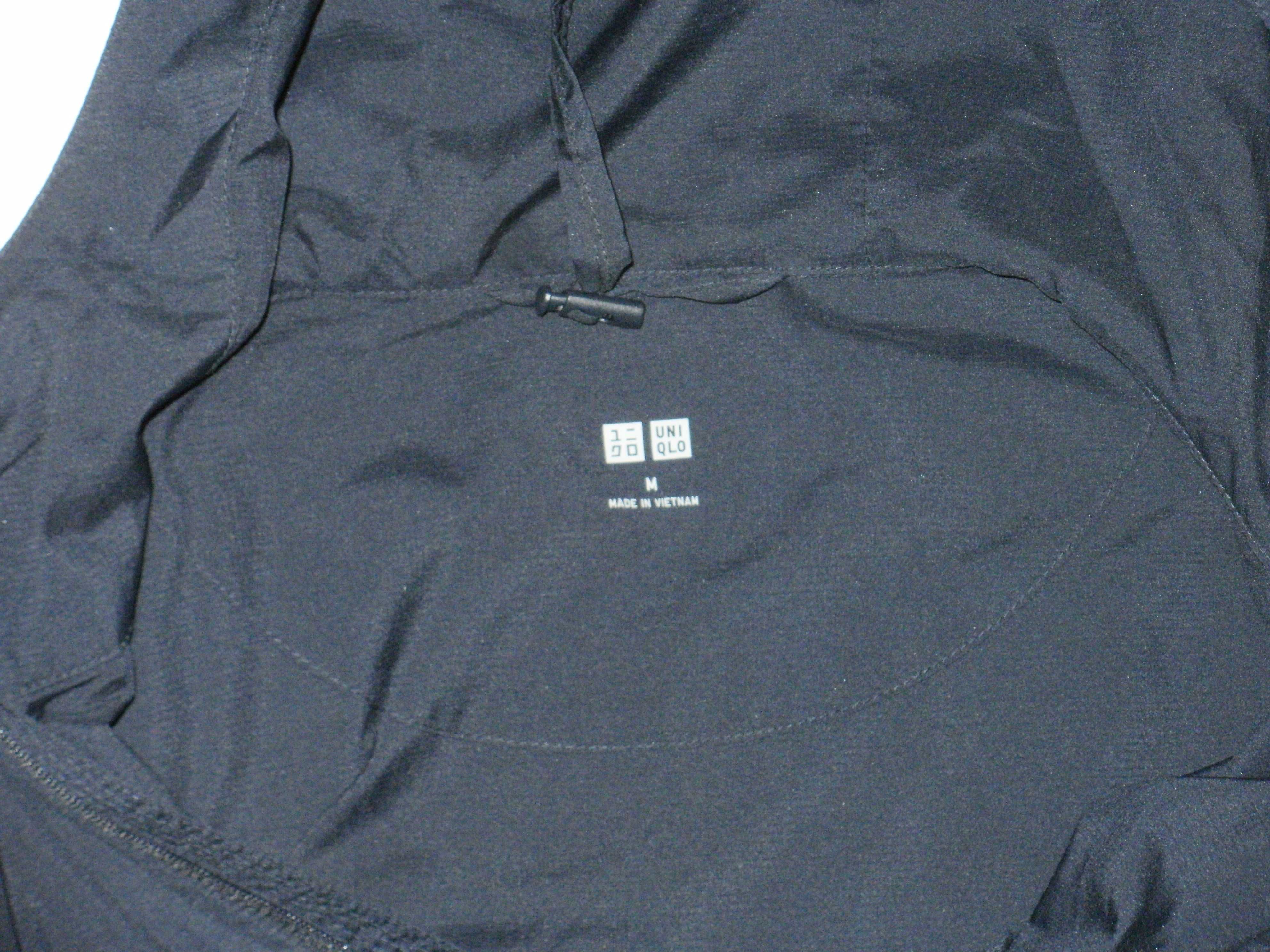 UNIQLO нова мъжка ветровка с етикет М
