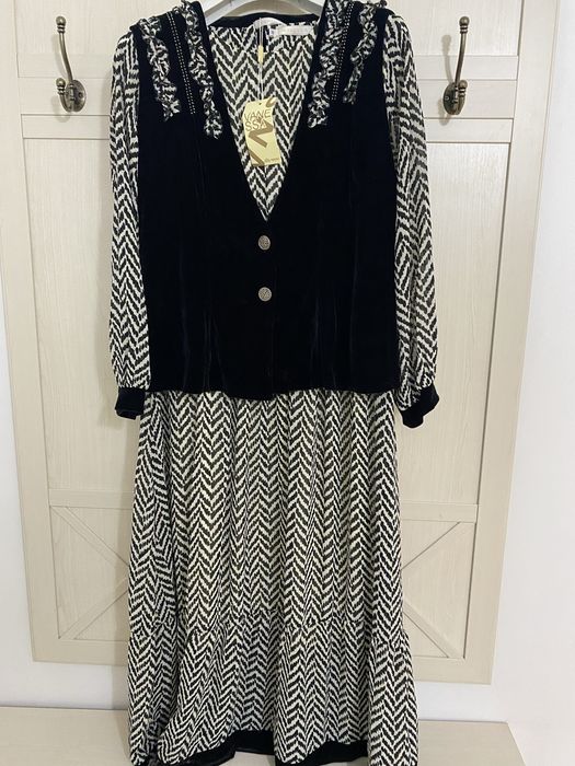 Платье с жилетом. Размер 50-52. Новое