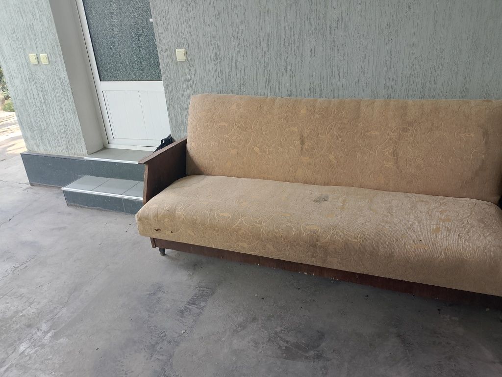 Kravat sotiladi  200000 soʻm