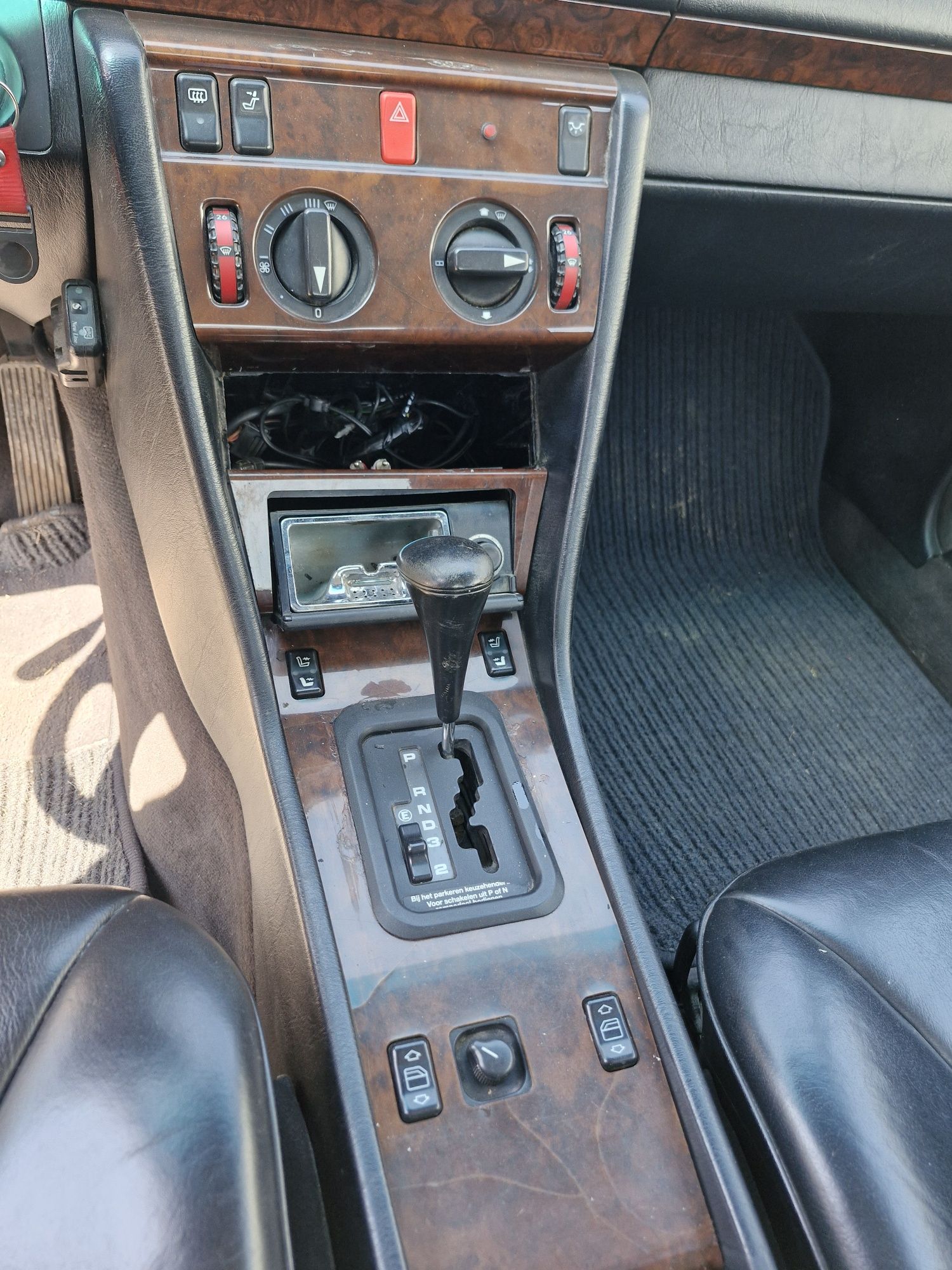 Мерцедес 124 КУПЕ 2.2 150к.с НА ЧАСТИ