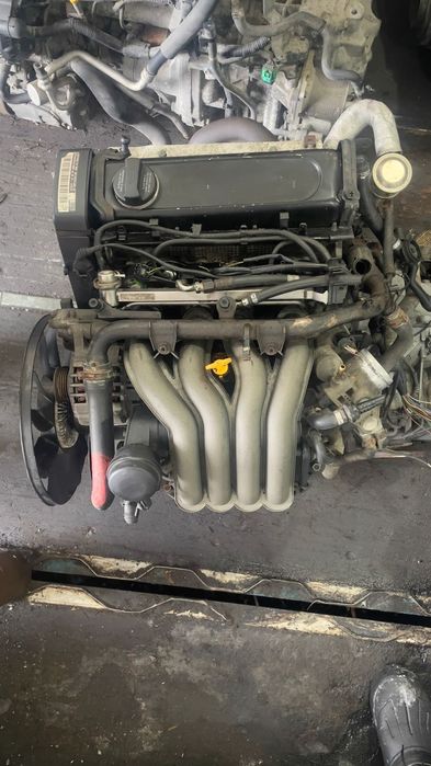 Контрактные Двигатель Volkswagen B5 AZM. 2 объем