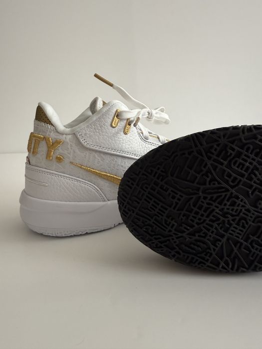 Nike Lebron marimea 41 noi, originali