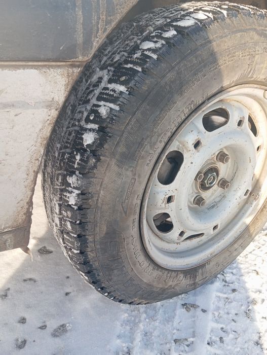 Ассалаумағалейкум калайсыздар. Дөңгелек сатамын. 14 ке.