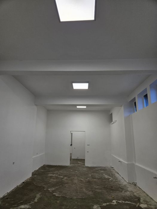 Spatiu comercial Zamca