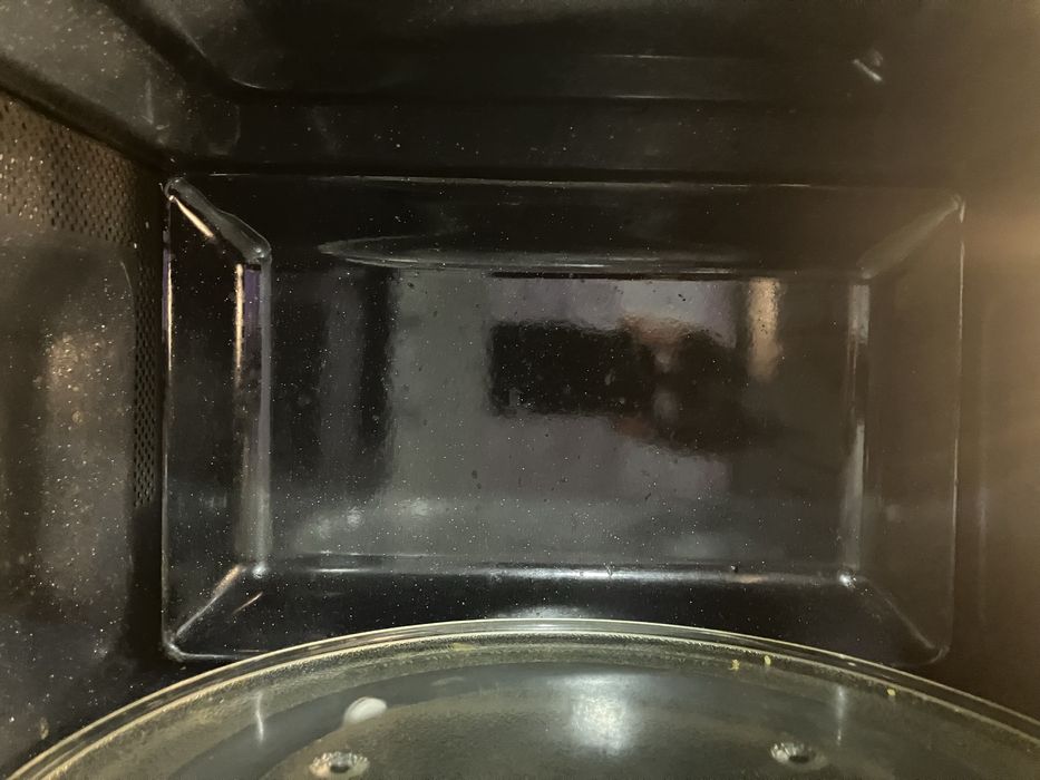 Продам миикроволновкю