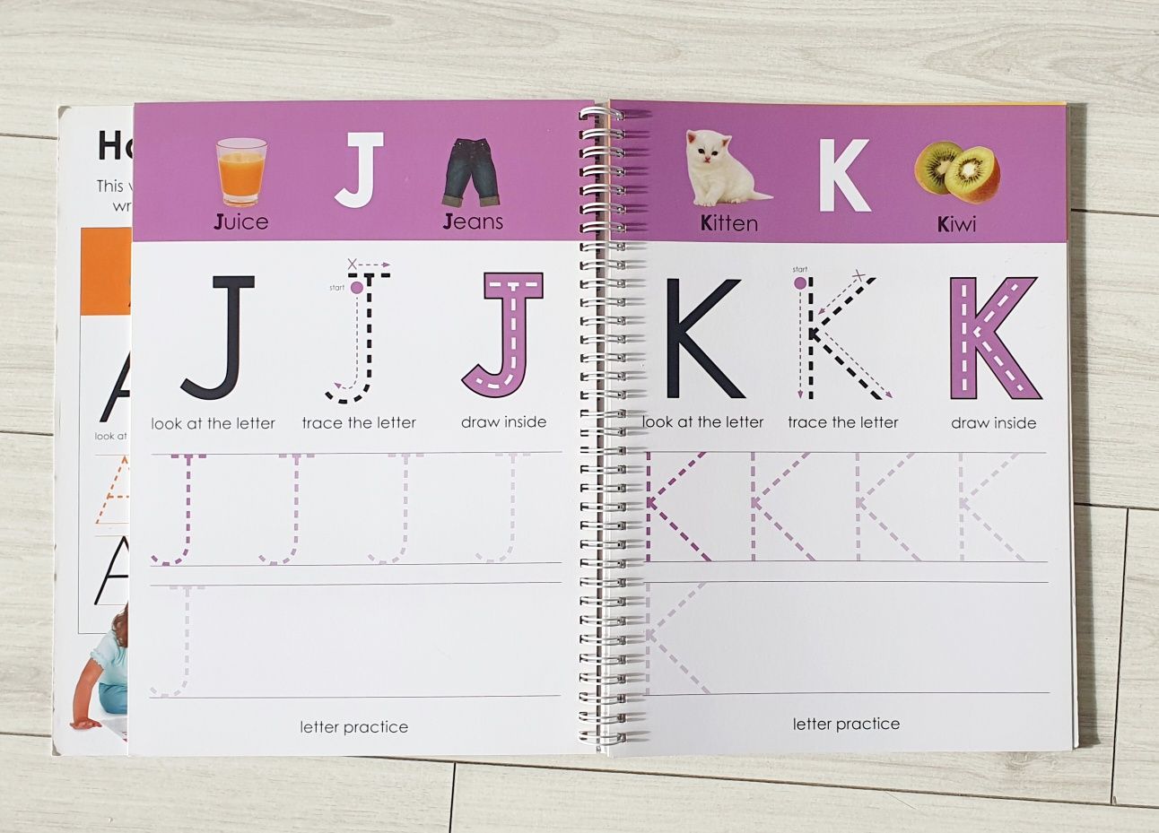 Invata literele de tipar. Scrie si sterge. Workbook Uppercase Alphabet