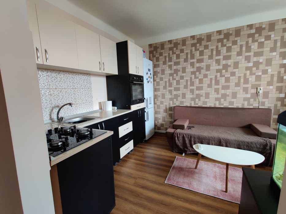 Vand apartament decomandat cu 1 camera 41.3 MP2 in zona OM