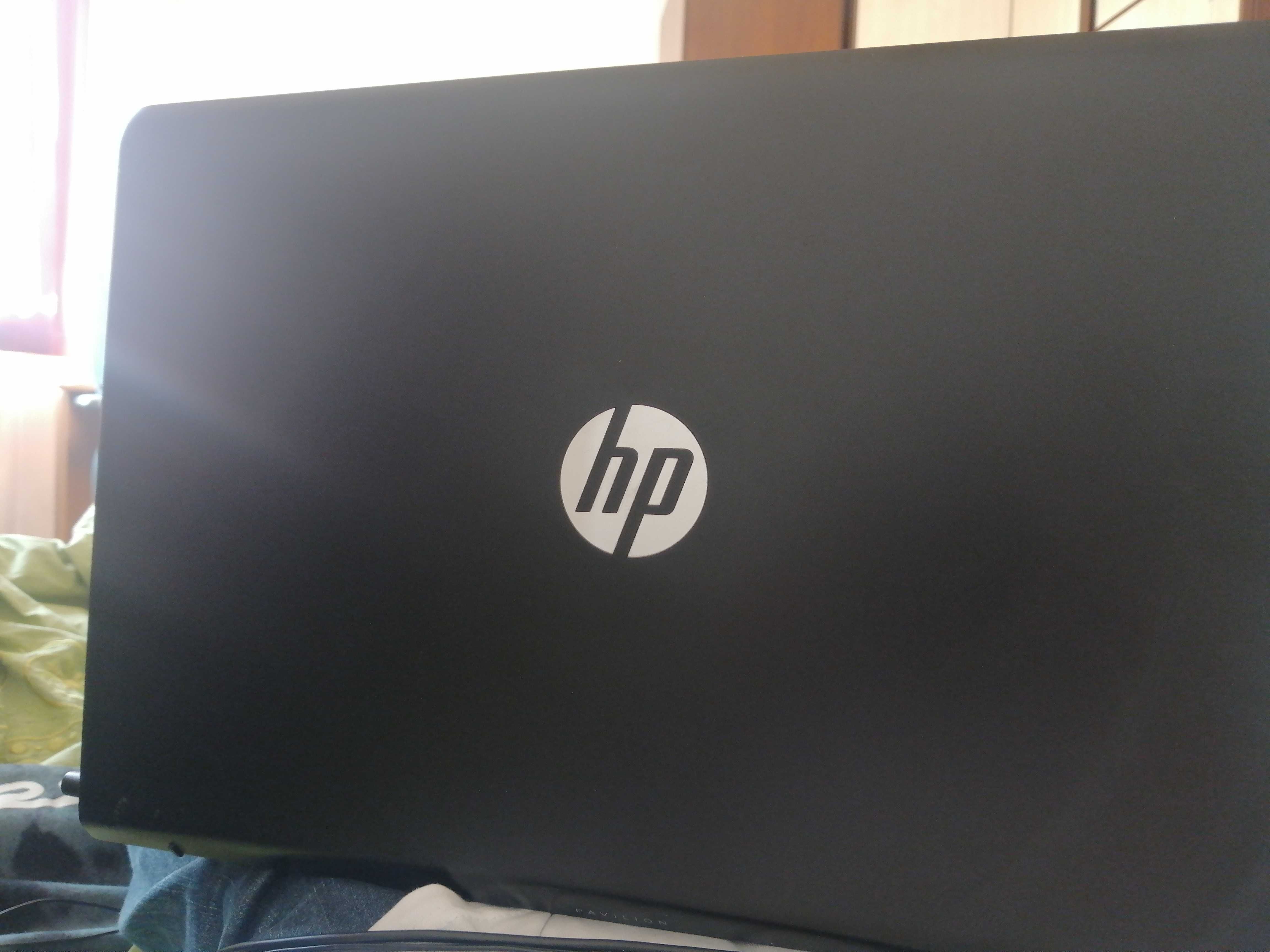 Vând Laptop Gaming HP Pavilion Power, i5-7300HQ CPU 2.50GHz
