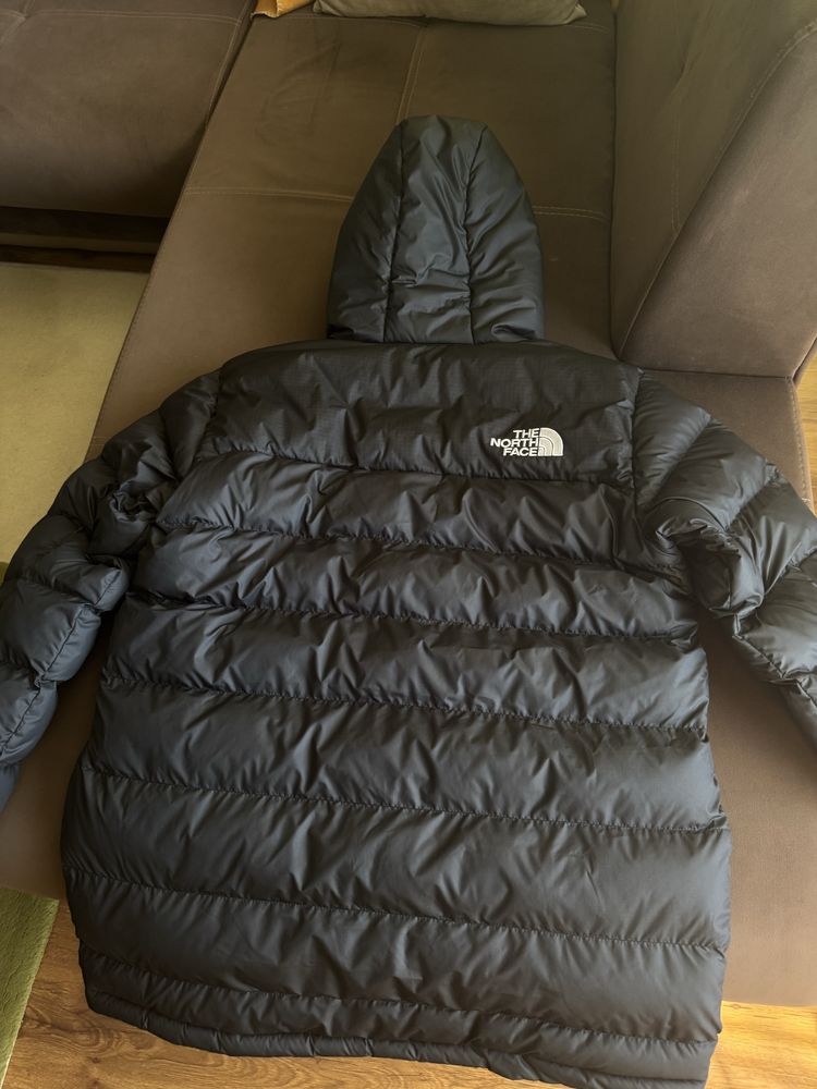 The north face оригинално яке M LIMBARA INS PARKA
