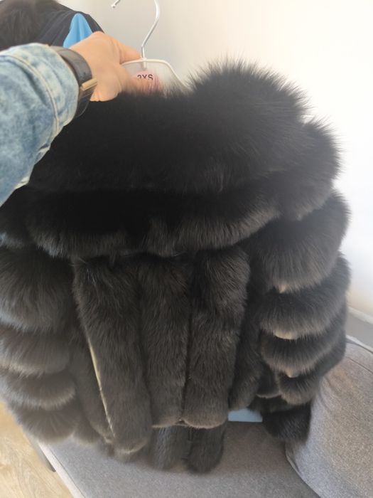 Haina de blana black fox
