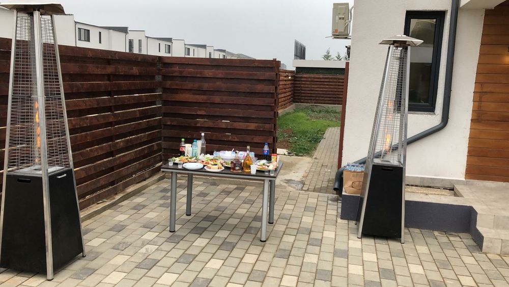 Inchiriere Incalzitoare terasa pe gaz ,tun caldura,mese cocktail