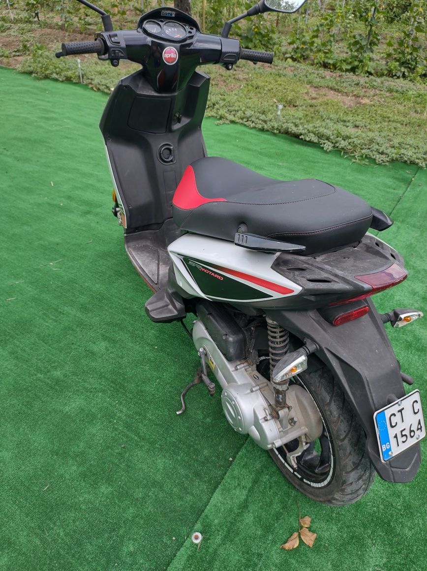 Скутер Aprilia SR50 Априлия