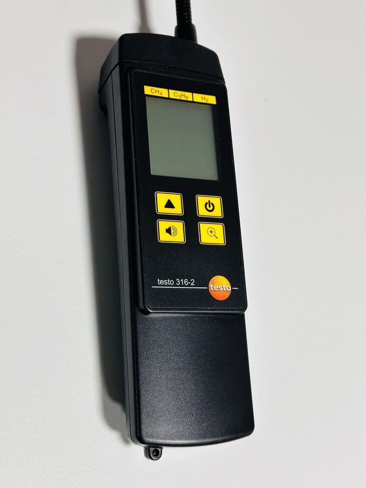 Testo 316-2 - Detector de scurgeri de gaz cu pompa integrata