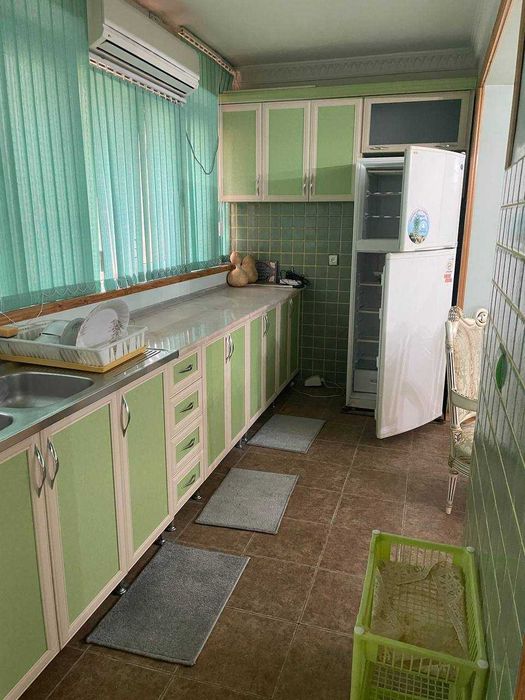 Продаётся  3-х комнатная квартира