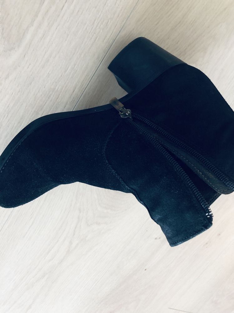 Botine negre piele intoarsa nr 36 wide