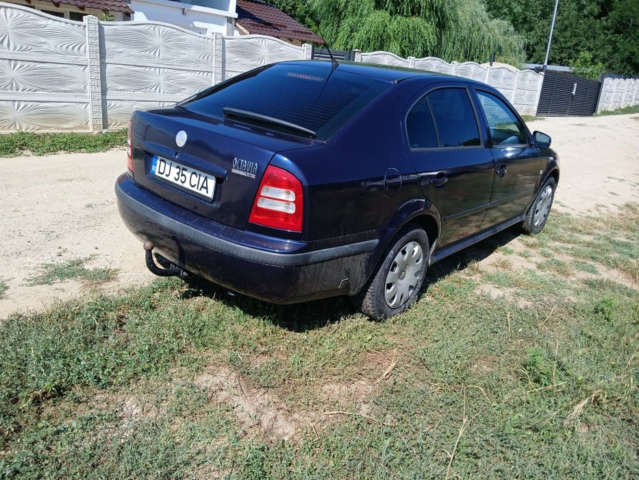 Vând  Skoda  Octavia  cu  gpl