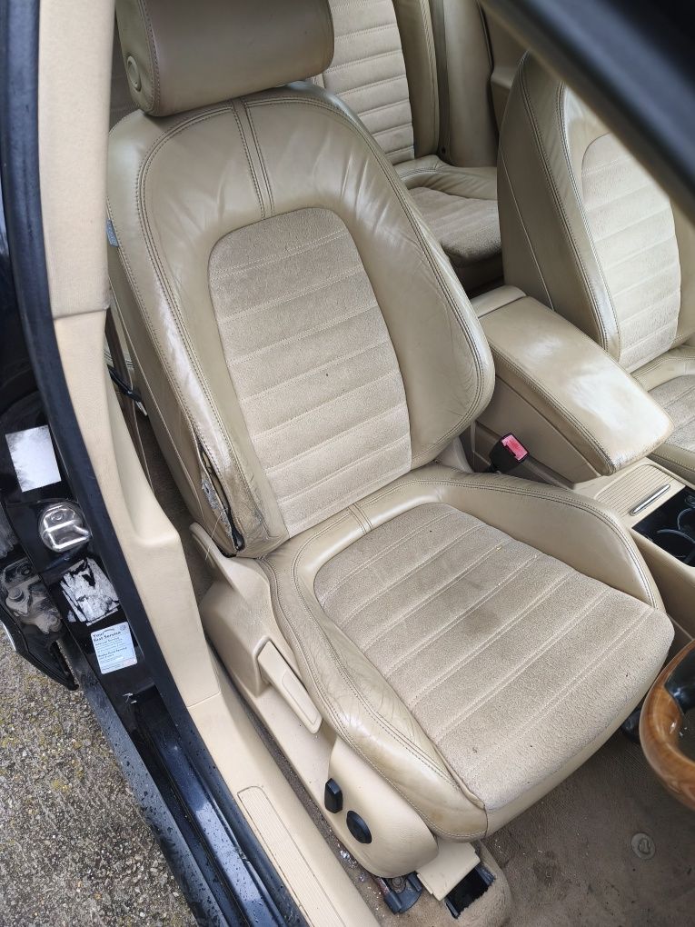 Interior scaune piele + banchetă și cotieră Volkswagen Passat B6