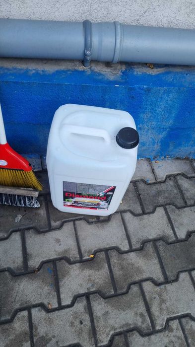 Canistra 25L bidon plastic cu capac pt motorina sau benzina