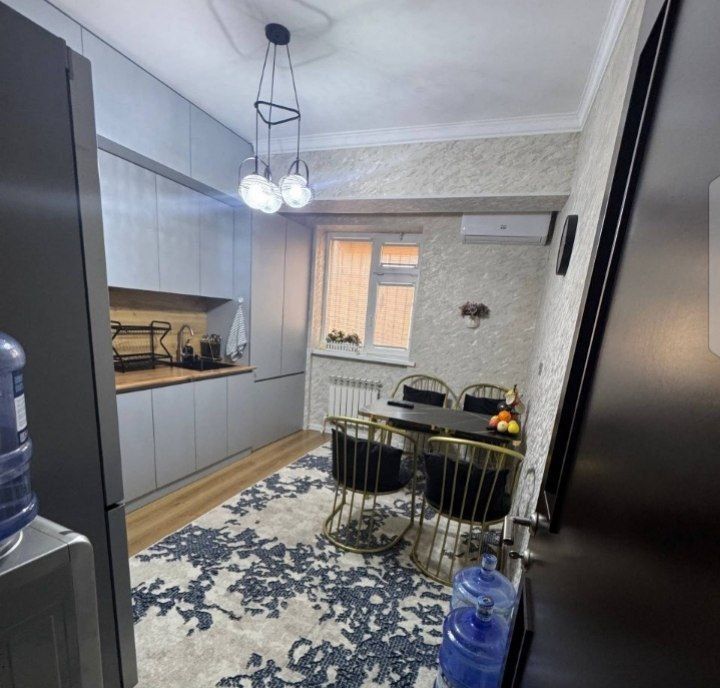 Yakkasaroy Oybek metrosi yaqinida maklersiz kvartira ijaraga beriladi